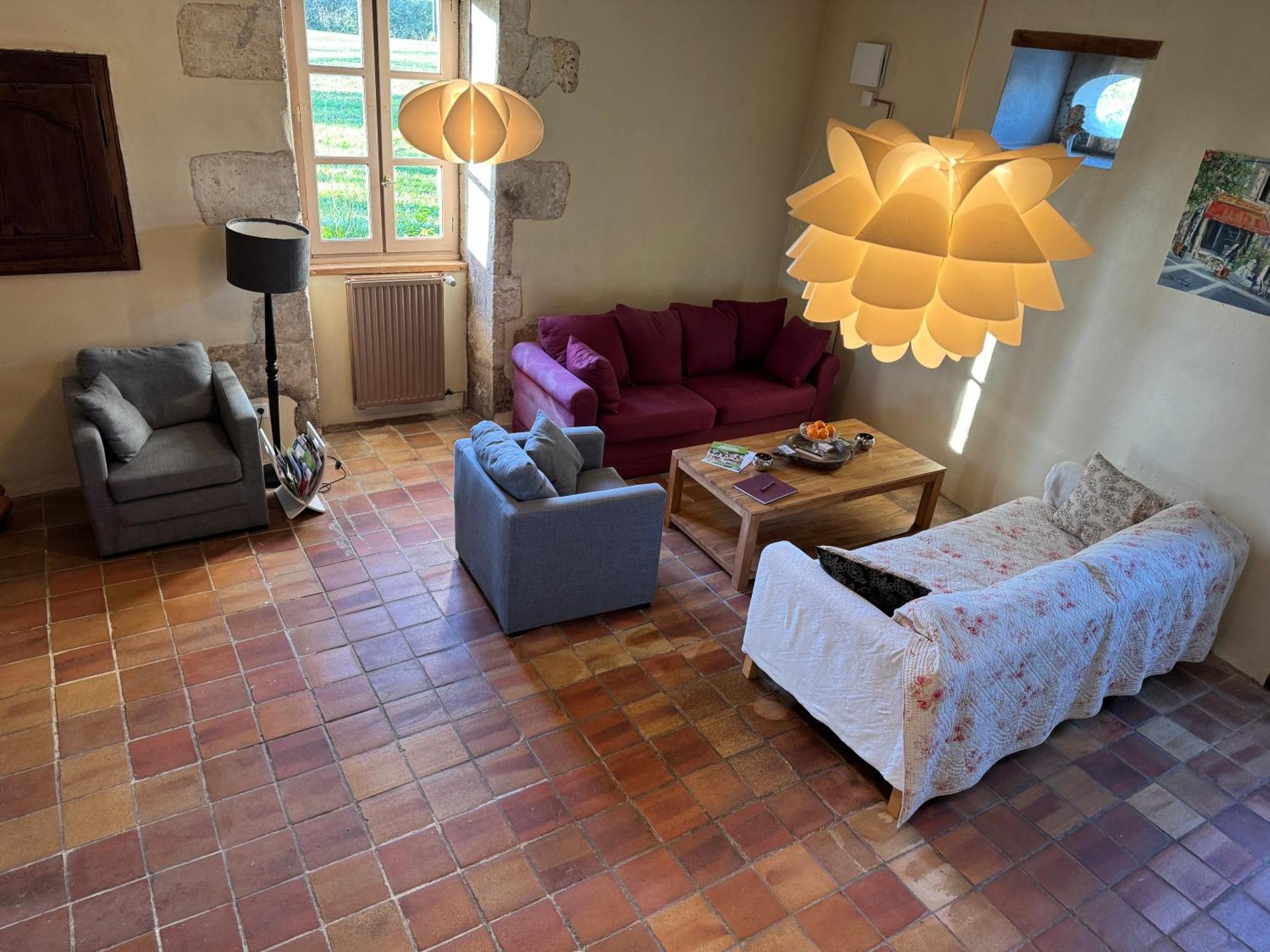 Gite De L'Edelinie Nanteuil-Auriac-de-Bourzac Exterior photo
